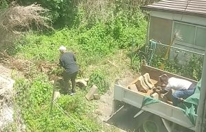 行政指導でコンクリートブロックを積戻して持ち帰り